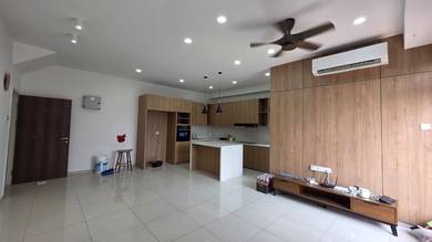 Townhouse For Rent in Kuching,SWK