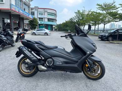 Yamaha TMAX