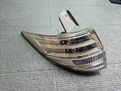 Toyota estima rear lamp kiri acr50