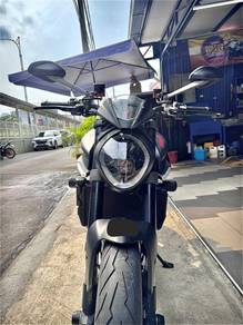 Ducati Monster 937