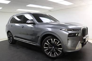 BMW X7 xDRIVE40i PURE EXCELLENCE in Shah Alam, SGR