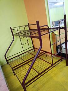 katil besi 2 tingkat 3'x5' , ipoh