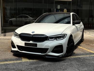 BMW 330i 30i M SPORT in Desa Petaling, KUL