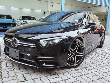 Mercedes Benz A35 35 AMG 4 MATIC in Kota Damansara, SGR