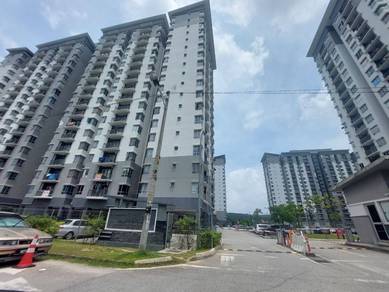 Apartment For Sale in Residensi Laguna Biru 2