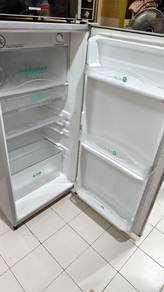 peti sejuk 1 pintu
