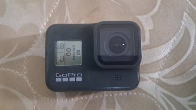 GoPro HERO 8 BLACK + ACCESSORIES 