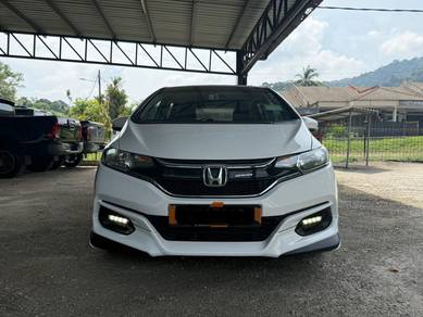 Honda Jazz V in Kuantan, PHG