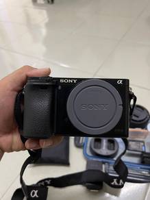 Sony A600