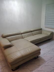 KORUS Sofa by Cellini