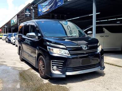 Toyota Voxy ZS in Salak Selatan, KUL