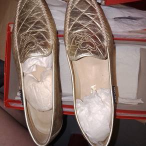 escada gold leather shoes