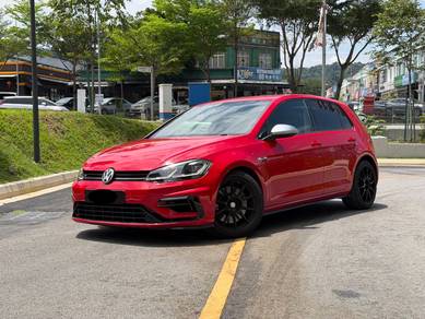 Volkswagen Golf TSI R in Bandar Puteri Puchong, SGR
