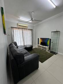 Condominium For Rent in Casa Idaman