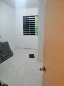 Room in Seremban 2, NSN
