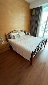 Used Efisio King Size Mattress – Good Condition
