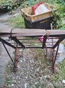 motor besi