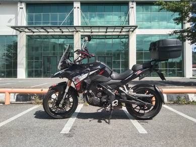 Benelli TRK 251 SE