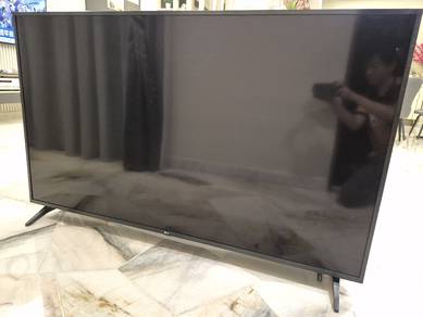 LG 65" UltraHD(4K) HDR Smart TV (Faulty)