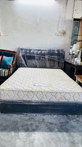 Divan Bed Frame with Matress