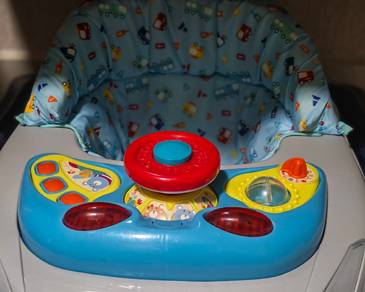Baby Walker Juniors (6–12 Months) – 95% New