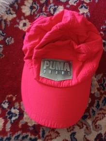 hat nearly new 