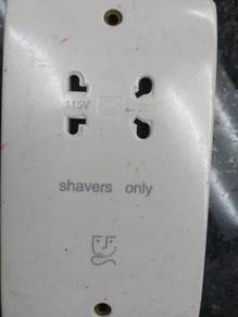 MK Electric White 1 Gang Shaver Socket