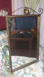 Wall Mirror - 20 x 30 Inches