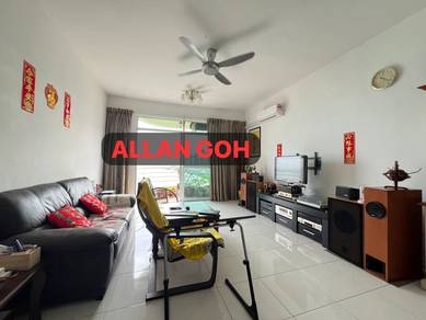 Condominium For Sale in The Waterfront