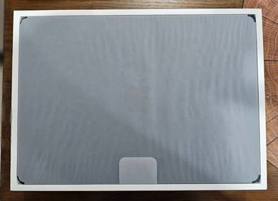 Brand New 13-inch Apple MacBook Air M4 16GB/256GB