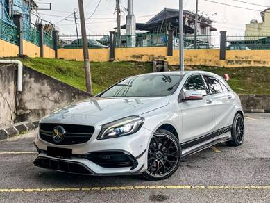 Mercedes Benz A180 180 AMG TURBO (CBU) in Desa Petaling, KUL