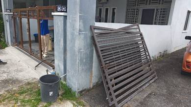 pagar rumah