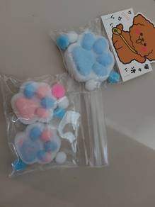 Fuzzy Cat Paw Squishy Toy Mini