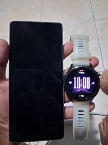 Fone Infinix GT20 Pro and Xiaomi watch S4