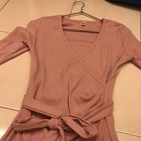 Pink knitting dress