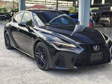 Lexus IS 300 F-SPORT in Shah Alam, SGR