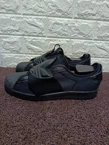Uk9 Adidas Superstar Slip On Sneakers