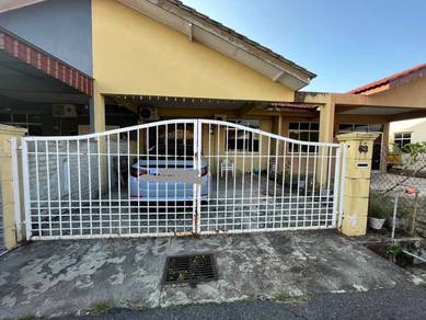 1-storey Terraced House For Sale in Bukit Rambai,MLK