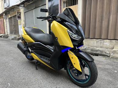 Yamaha XMAX