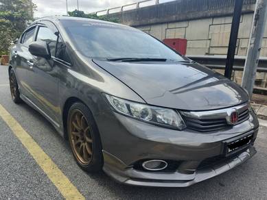 Honda Civic S NAVI in Old Klang Road, KUL