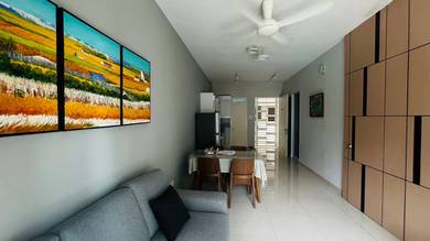 Condominium For Rent in Tropicana Bay Residences @ PWC