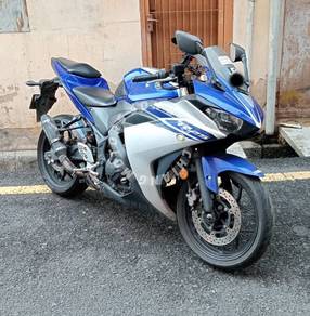 Yamaha R25