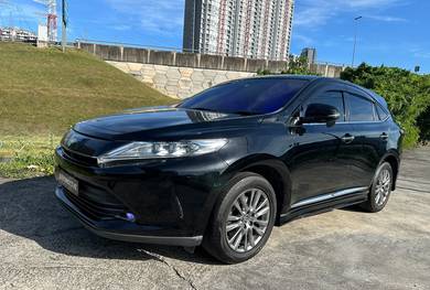 Toyota Harrier PREMIUM in Salak Selatan, KUL