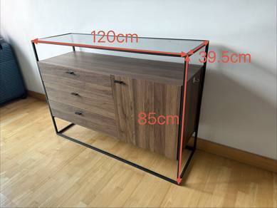 Display case