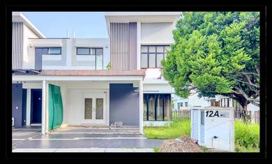 Semi-Detached House For Sale in Semenyih,SGR