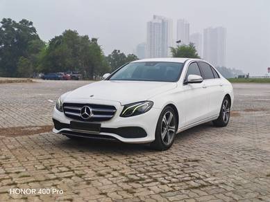 Mercedes Benz E200 200 AVANTGARDE (CKD) in Johor Bahru, JHR