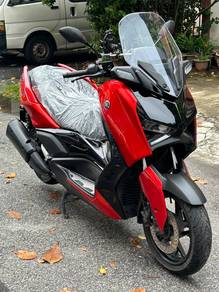 Yamaha XMAX
