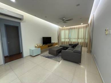 Condominium For Rent in Bay 21