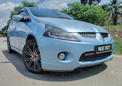 Mitsubishi Grandis in Segamat, JHR