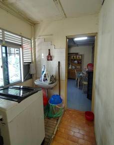 Flat For Sale in Stulang Laut